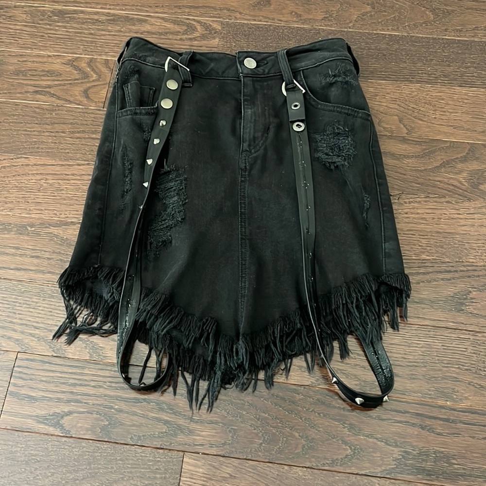 Guess skirt